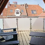 Holiday home Voc Huys Enkhuizen